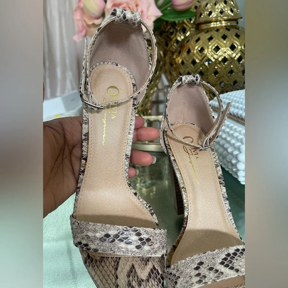 SNAKE PRINT STRAPPY OPEN-TOE BLOCK HEEL SANDALS/SHOES SIZE 6